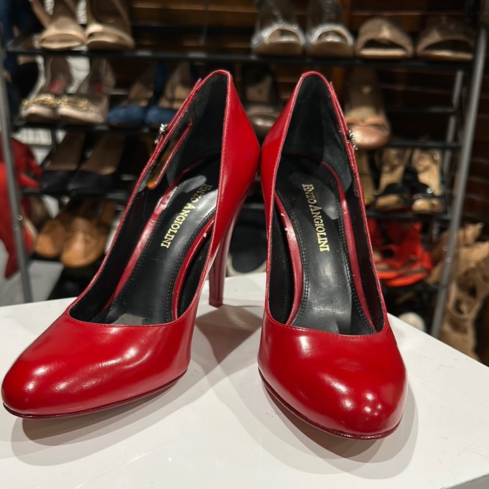 Badgley Mischka Red Women's Heels